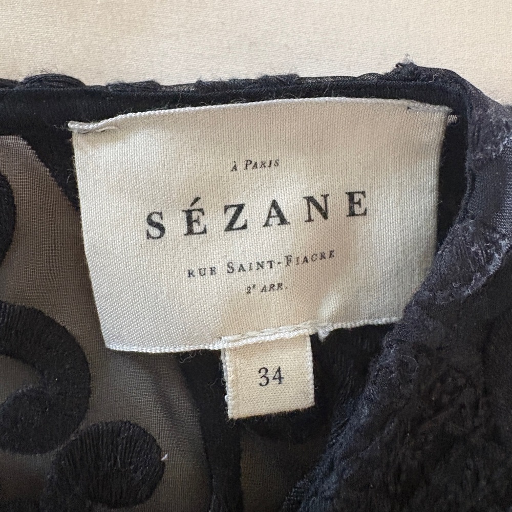 Sezane Gabrielle blouse black FR 34, US 2. NWOT beautiful details!! - Picture 2 of 10